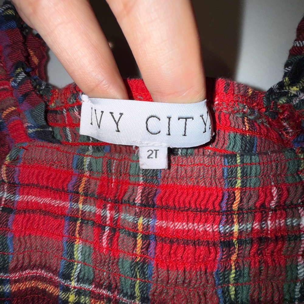 Ivy City Co Toddler Girls Red Plaid Smocked Tiered Puff Sleeve Dress 2T Holiday - Picture 2 of 4